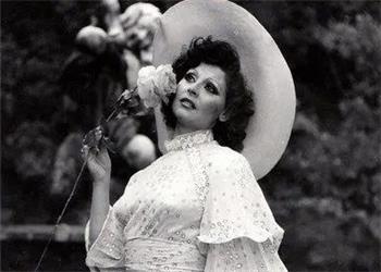 زیبایِ خوش صدایِ ایتالیا درگذشت | روز عزای هنر